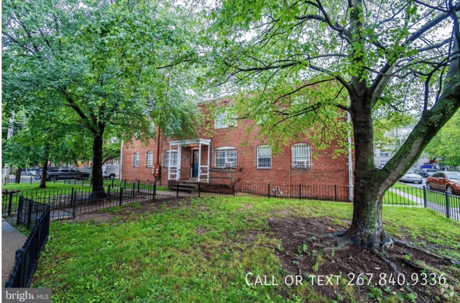 Building Photo - 10 Danbury St SE Unit 3 Rental