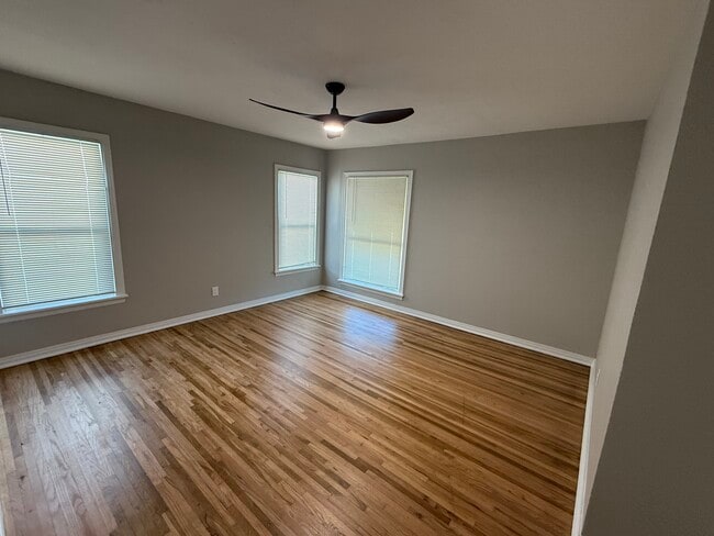 Photo - 3223 Cherrywood Ave