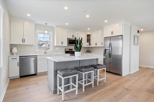 Photo - 32 Regency Cir