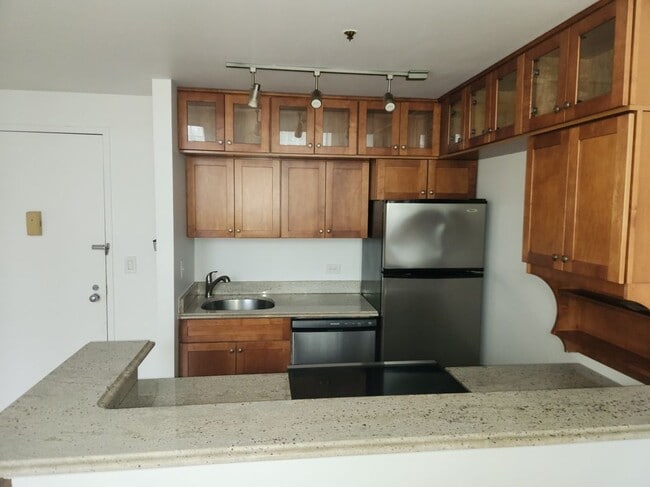Photo - 3208 Villa Dr