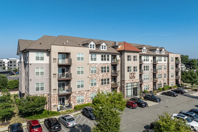 Photo - Grove Crossing