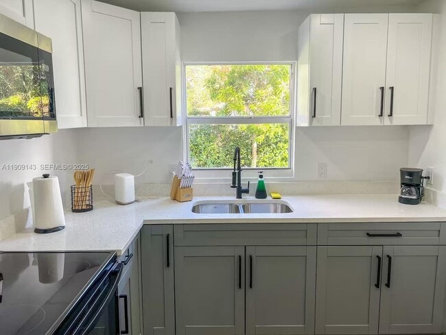 Photo - 1025 NW 55th St Unit 1