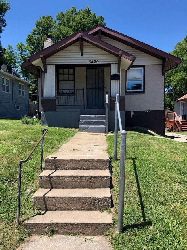 Photo - 5420 Jackson Ave