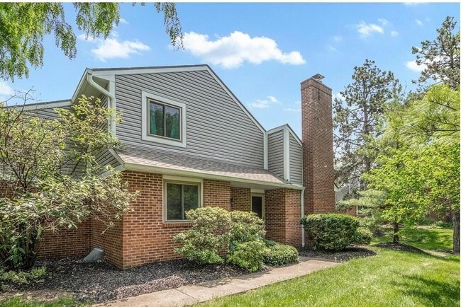 Building Photo - 115 Corbins Mill Dr