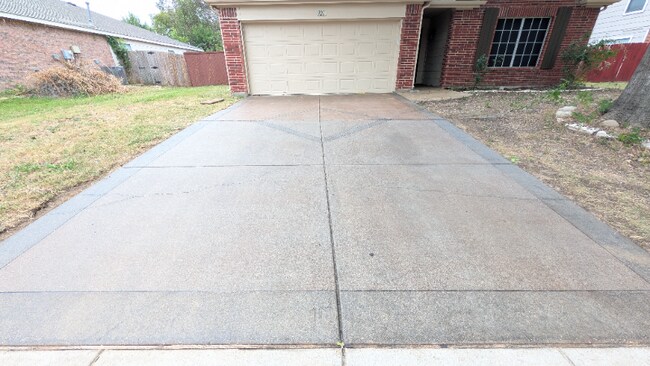 Photo - 921 Wintercreek Dr