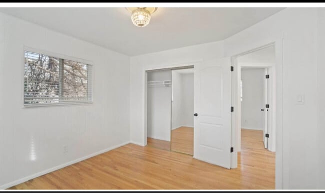 Photo - 446 E Mountain View Dr