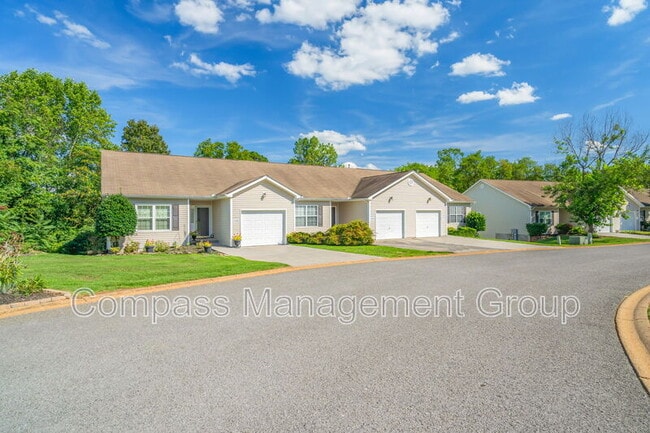 Photo - 1034 Brittany Deanne Ln