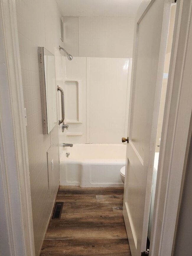 Photo - 4 bed 1 bath single family house.