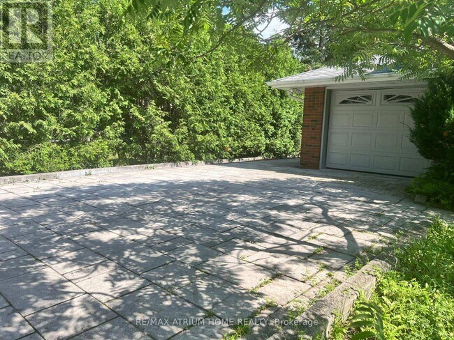 Photo - 23 Riverbend Rd