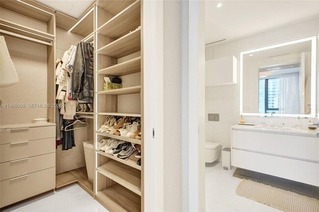 Photo - 300 Biscayne Blvd Way Unit 1808w
