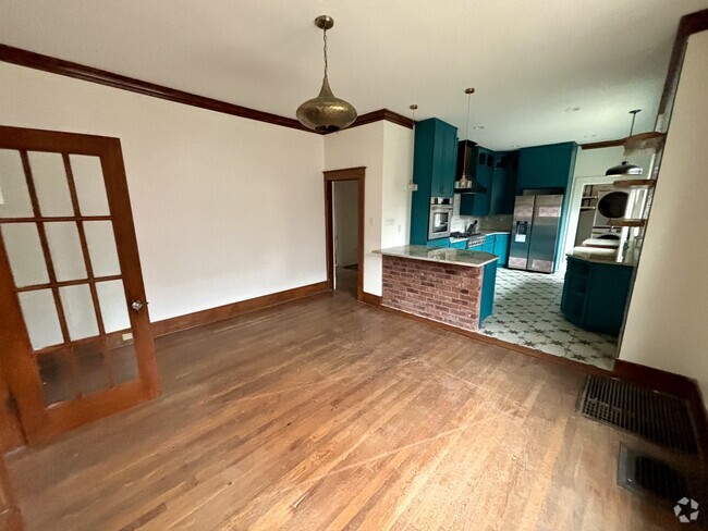 Open concept kitchen with dining or 2nd living - 1939 Nelson Ave Rental