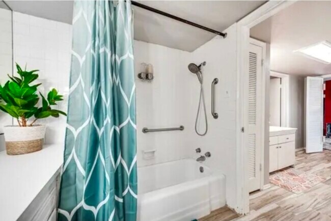 Photo - 600 Liddon Ave