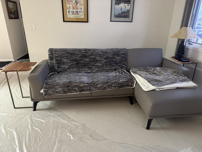 Building Photo - 15 Farewell Ave