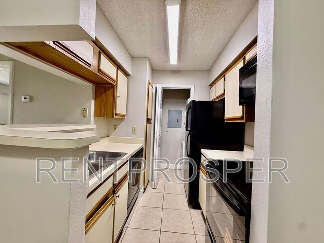 Photo - 238 Afton Square Unidad #203