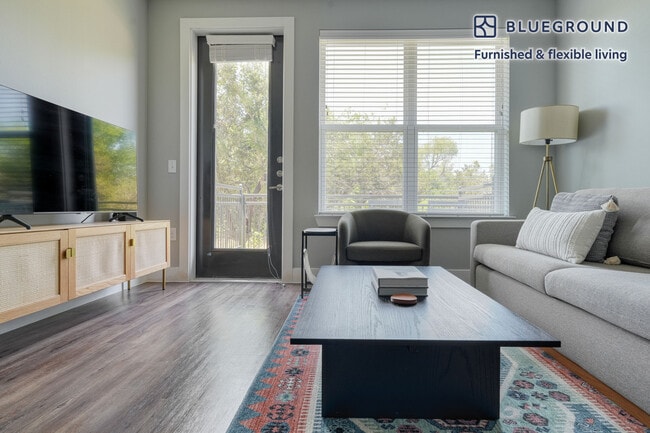 5005 E Parmer Ln Unit SI FL1-ID259