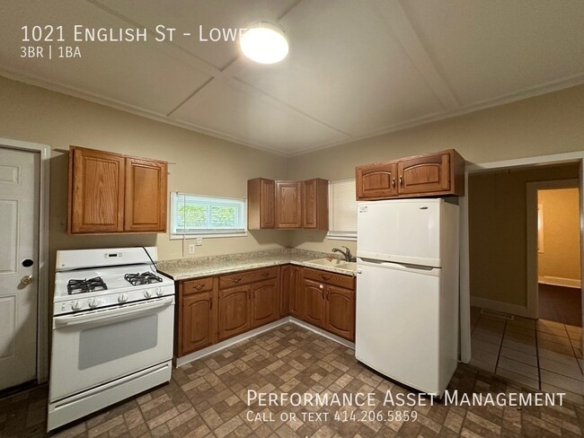 3-Bed, 1-Bath with Large Kitchen & Ample S... - 3-Bed, 1-Bath with Large Kitchen & Ample S... Apartamento Unidad Lower