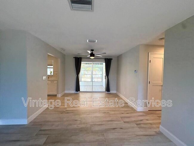 Photo - 1074 S Woodbrook Drive South
