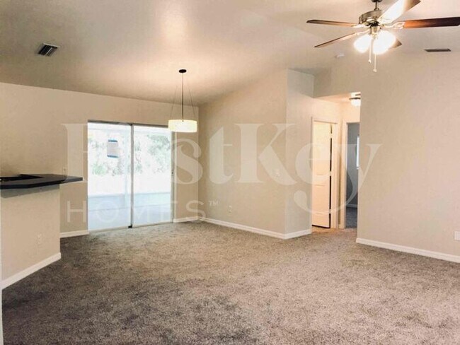 Photo - 3240 Alesio Ave