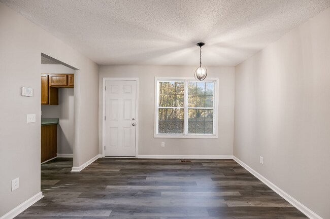 Photo - Villa Rica Rental