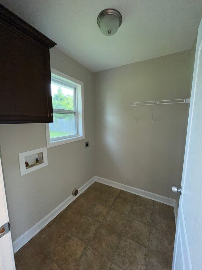 Photo - 473 Potts Rd