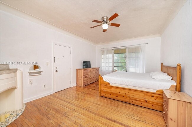 Photo - 830 Euclid Ave Unidad 8