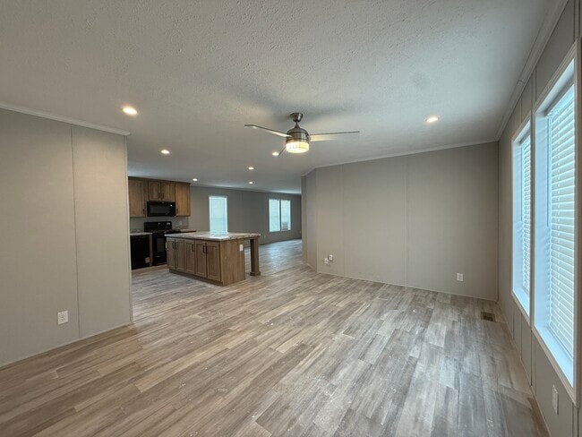 Photo - 29811 W Essex Ct