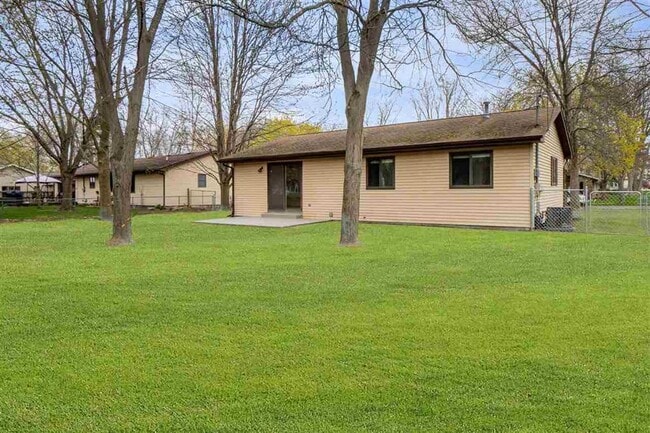 Photo - Spacious 4 bed / 2 bath Midland home - $20...