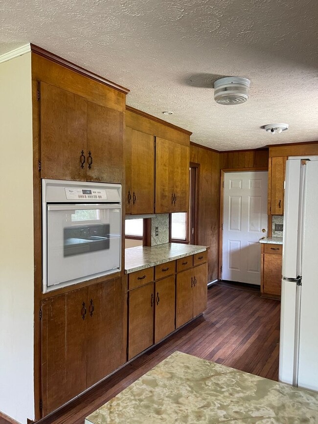 Photo - Glenn Ave Home