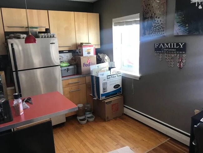 Photo - 2747 DuPont Ave S Unidad 202