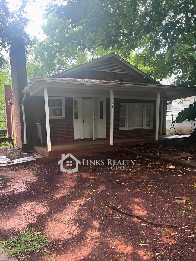 Building Photo - 1303 Caldwell St