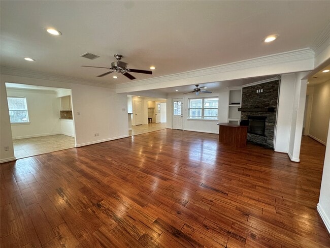 Photo - 8522 Westview Dr