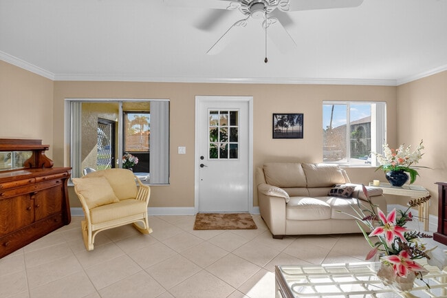 Photo - 426 Pine Glen Ln Unidad A-1
