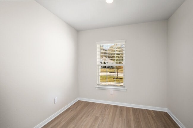 Photo - 10360 Sweetwater Creek Dr