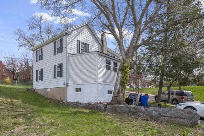 Photo - 520 Lincoln Ave