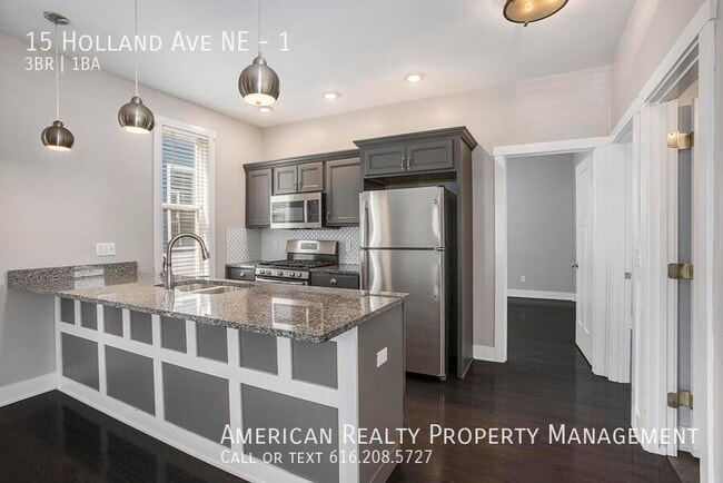 Photo - 15 Holland Ave NE Unidad 1