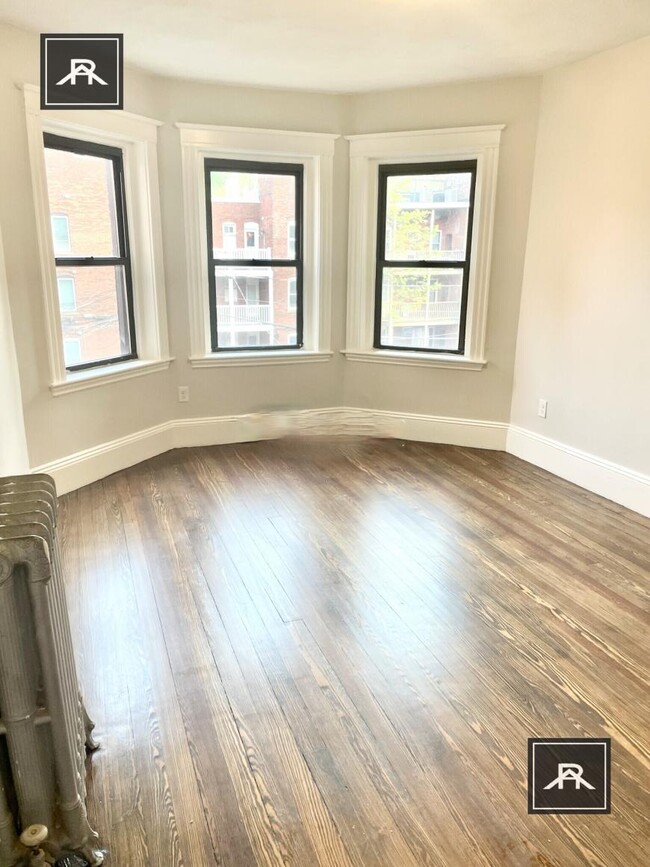 3 bedroom in Brookline MA 02445 - 3 bedroom in Brookline MA 02445 Unidad 1 9-1 Rental