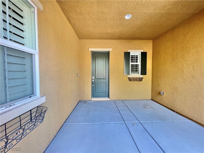 Photo - 2117 Thames View St