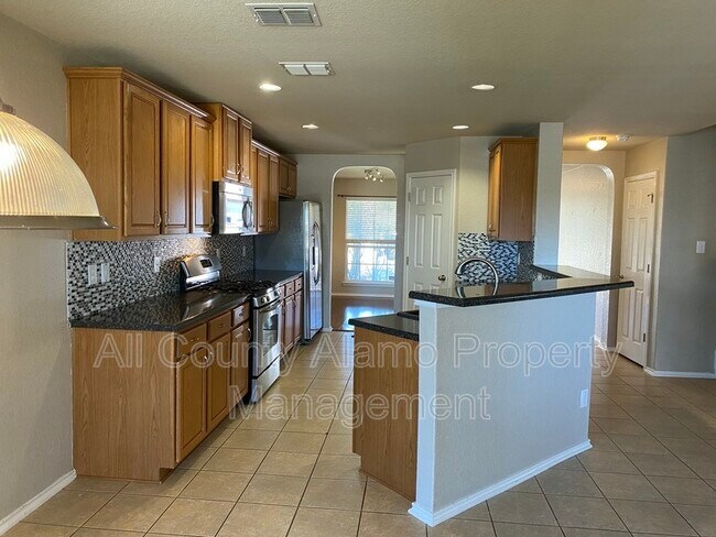 Photo - 156 Katherine Way