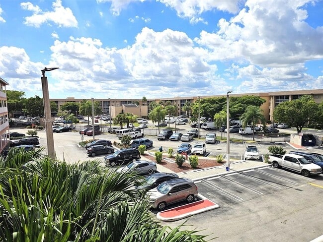 Photo - 17350 NW 67th Ave Unit 303