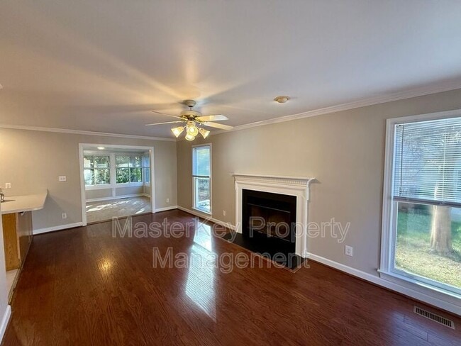 Photo - 306 Cary Pines Dr