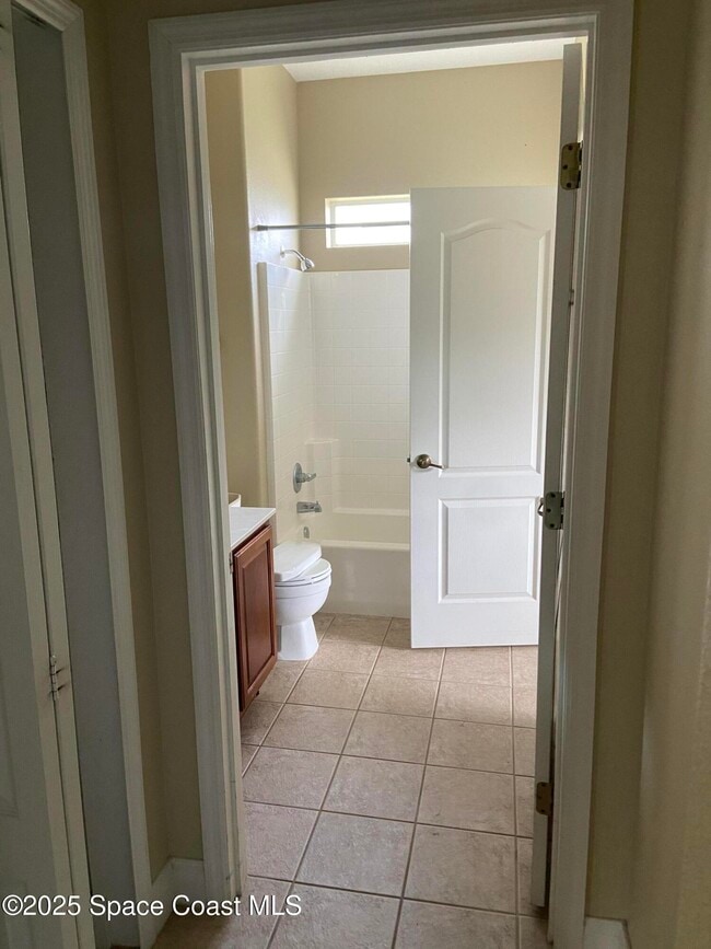 Photo - 3242 Merrick Ave