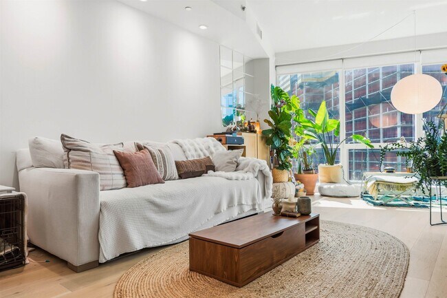 Photo - 77 Hudson St Unit 1509
