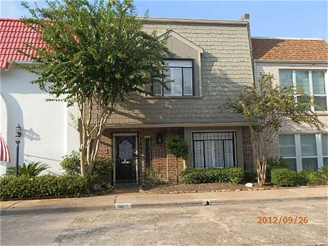 Photo - 1606 S Gessner Rd Townhome