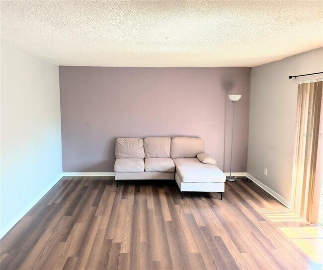 201 S Arrawana Ave Unit L