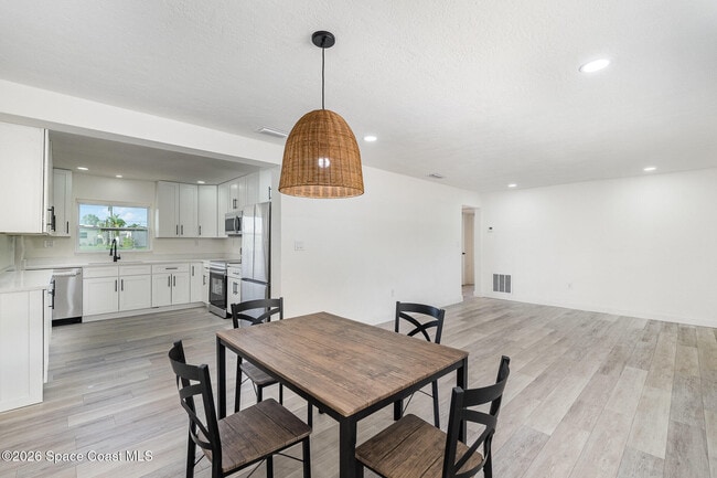 Photo - 320 Alabama Ave