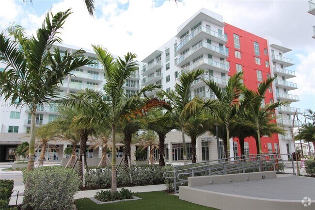 Building Photo - 7875 NW 107th Ave Unit 519 Rental