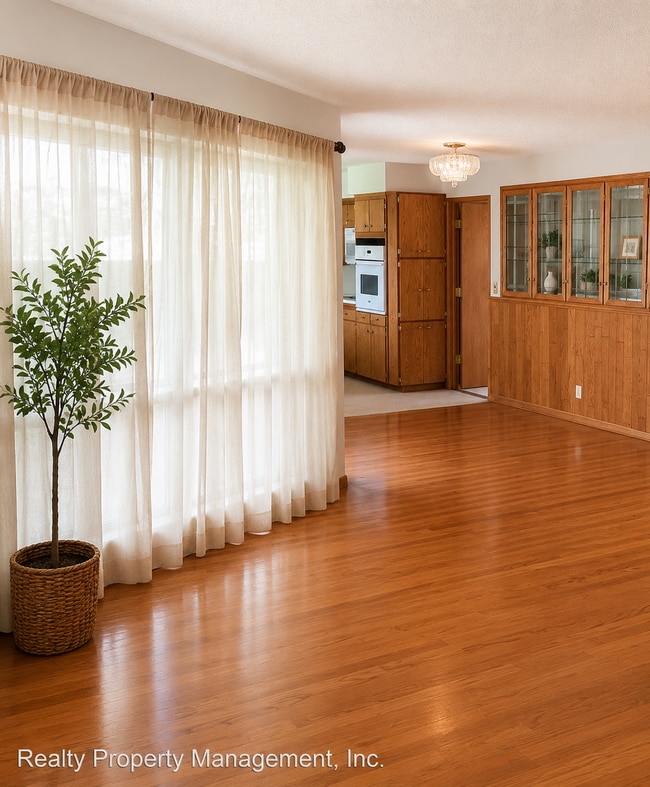 Photo - 1148 E San Madele Ave