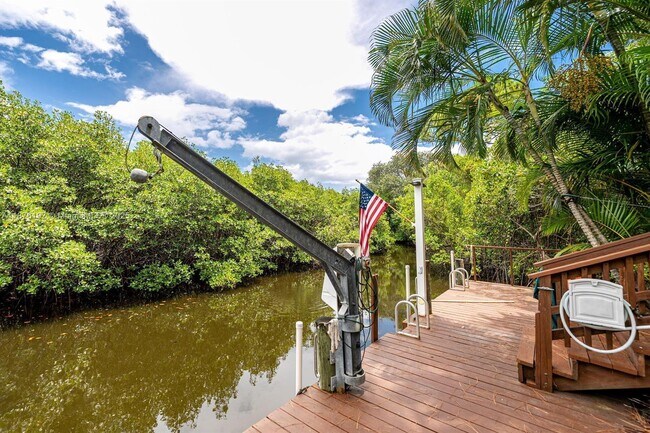 Photo - 17982 Tidewater Cir