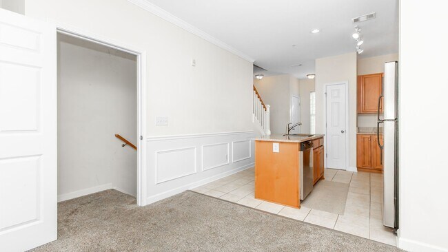 Photo - Located just Steps from Shopping, Dining, & Entertainment in The Market Common