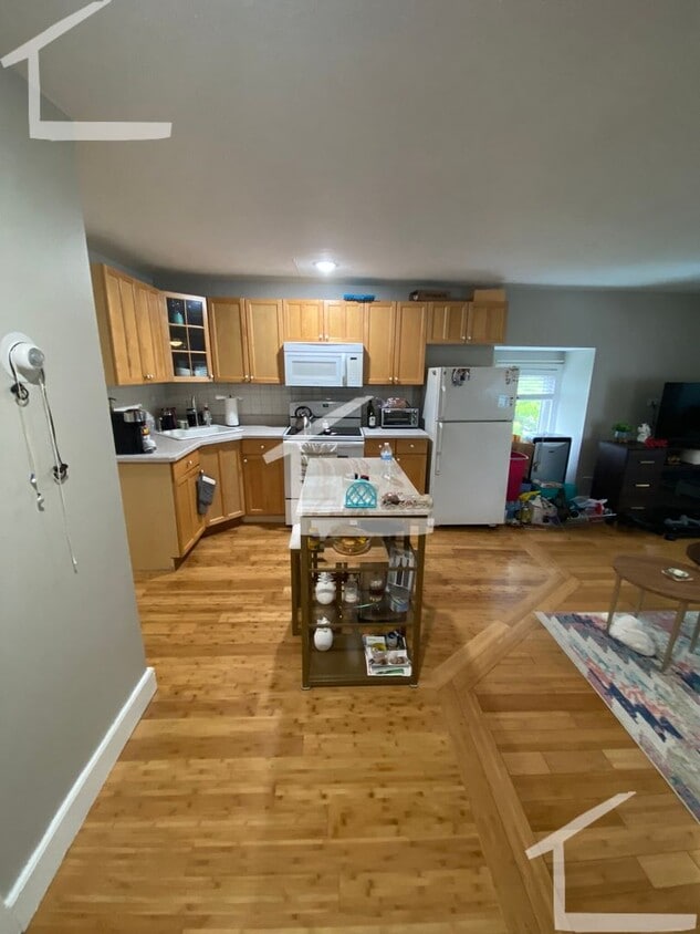 Huge 1 bed in a prime area with all the ex... - Huge 1 bed in a prime area with all the ex...
